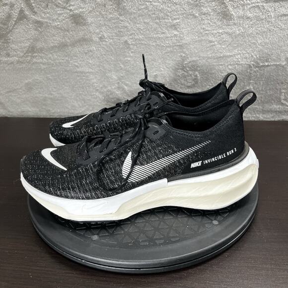 Nike ZoomX Invincible Run 3 Womens Size 8 Black White Lace Up Running Shoes - Picture 3 of 10